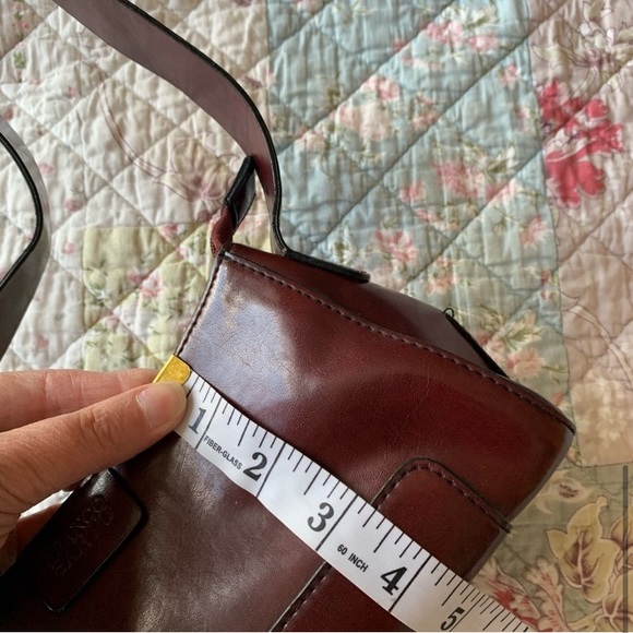 Franco Sarto Small Shoulder Bag Burgundy - Picture 7 of 9